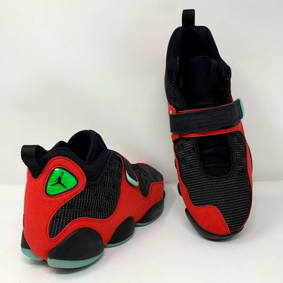 Nike Air Jordan Black Cat Bred Basketball Shoes - Picture 8 of 8